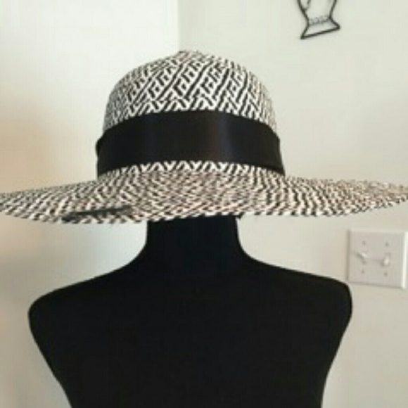 Hat - Picture 3 of 5